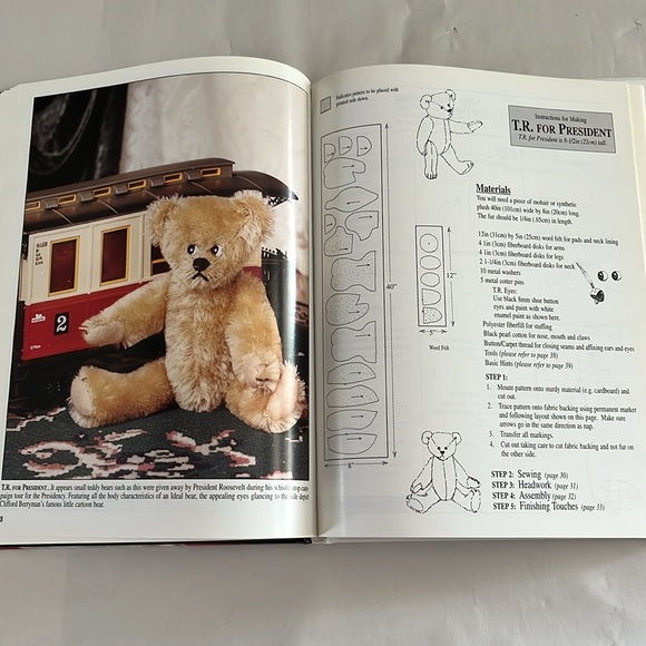 NWT Teddy’s Bears Tales & Patterns Hardcover BOOK Linda Mullins Patriotic 1997 - Picture 10 of 17